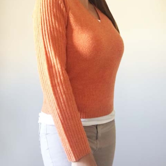 TEN YARDS Retro V-Neck Orange Sweater - Picture 3 of 12
